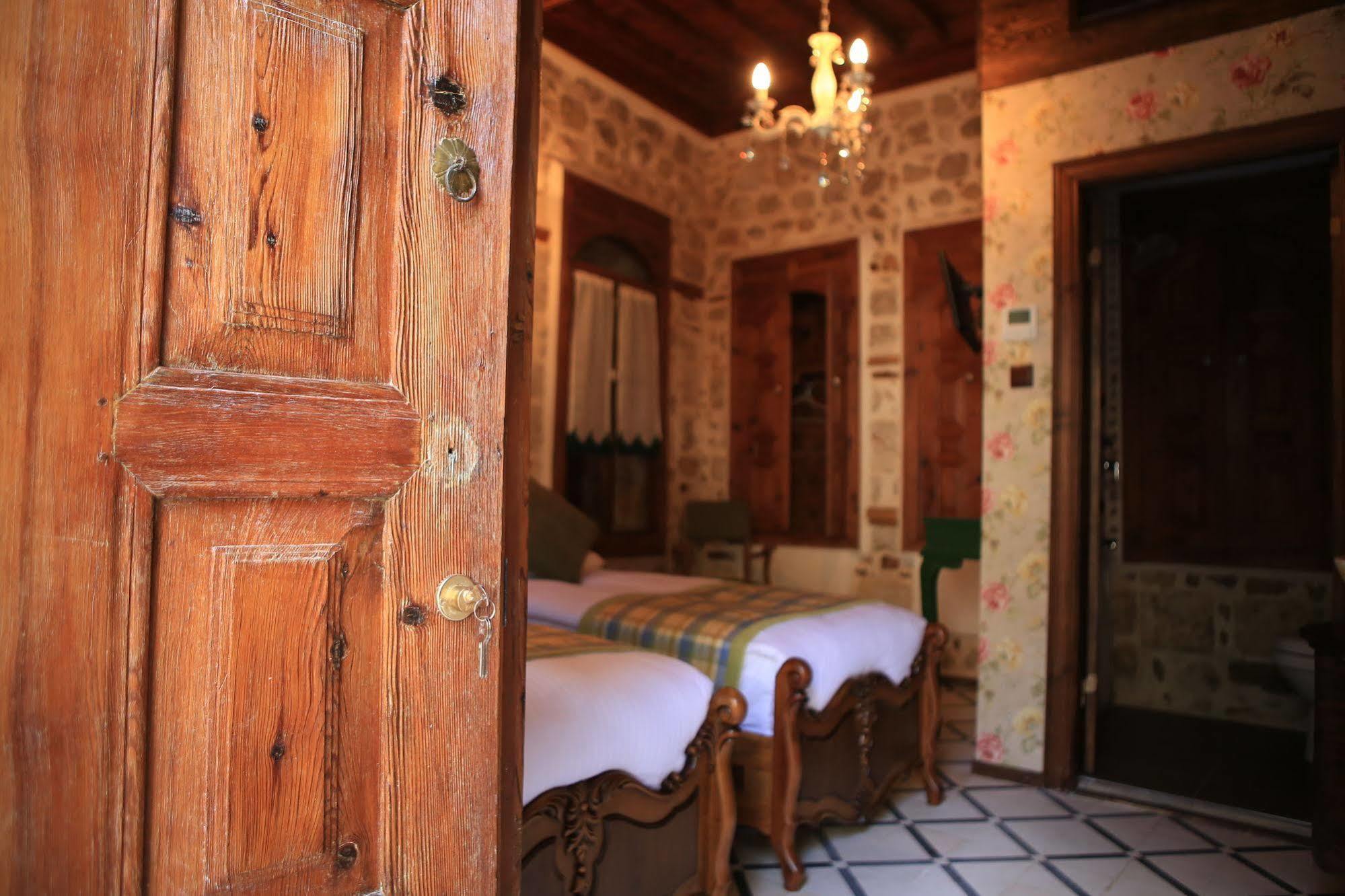 Hotel Cicekli Konak Antakya Zewnętrze zdjęcie